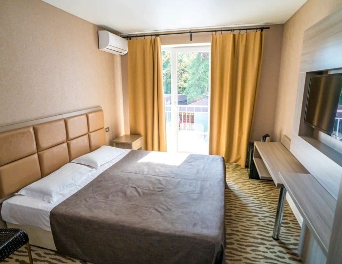 2-х местный однокомнатный «Стандарт» с балконом и доп. местом Корпус №1 - Отель «Родина» Новый Афон