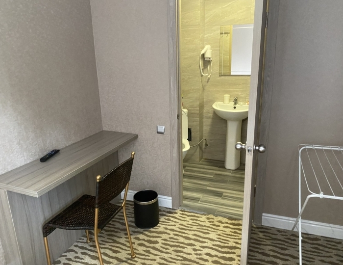 4-х местный 2-х комнатный номер «Стандарт» без балкона Корпус №1 - Отель «Родина» Новый Афон