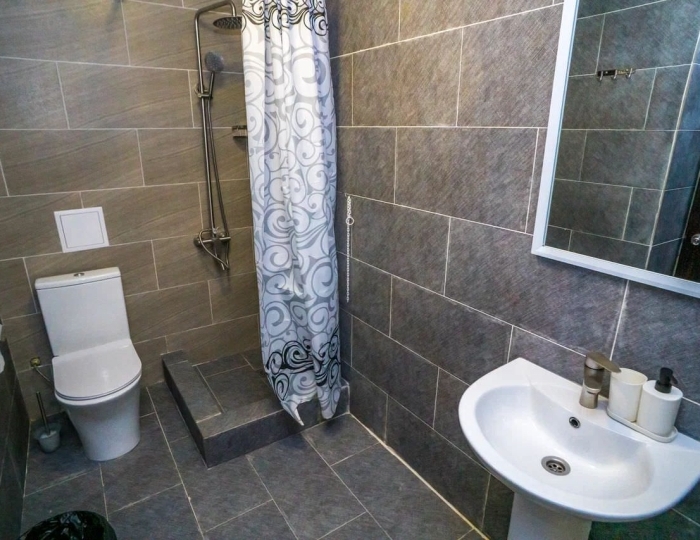 2-х местный 2-х комнатный «Полулюкс» (с балконом) Корпус №2 - Отель «Родина» Новый Афон